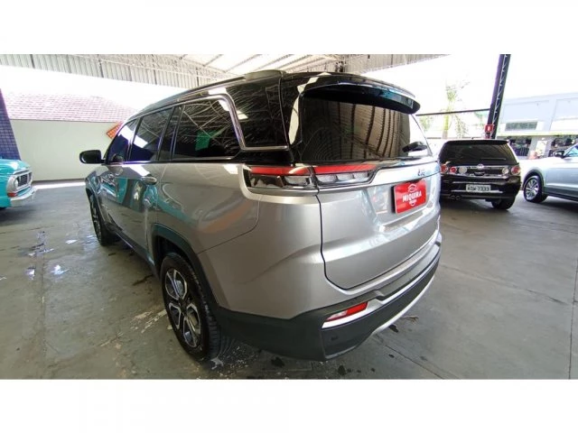 COMMANDER - 1.3 T270 TURBO LIMITED AT6
