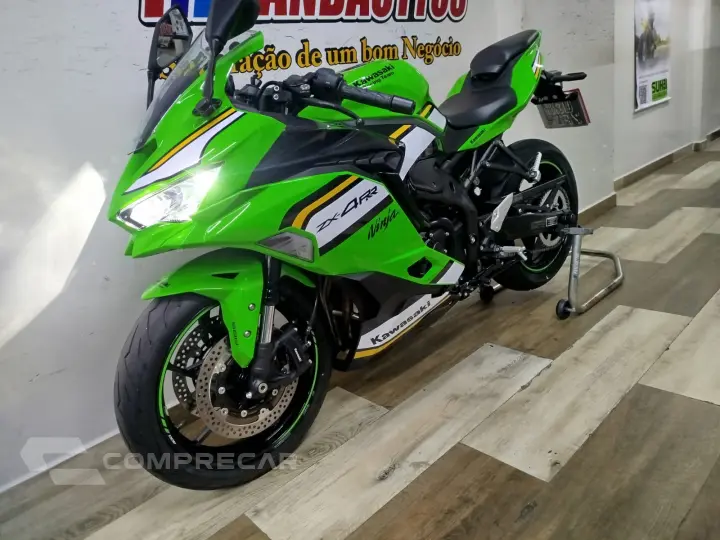 NINJA ZX4 RR