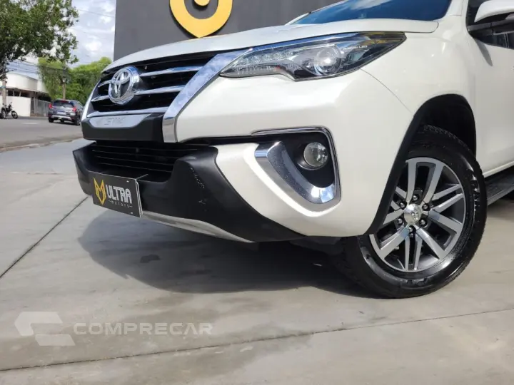 Hilux SW4 SRX 4x4 2.8 TDI 16V Dies. Aut.