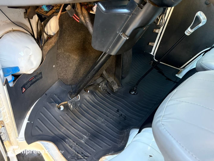 KOMBI 1.4 MI STD Lotação 8V