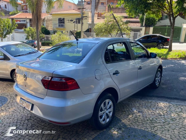 VOYAGE 1.0 12V MPI Totalflex