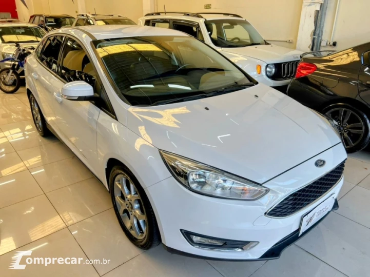 FOCUS 2.0 SE Fastback 16V