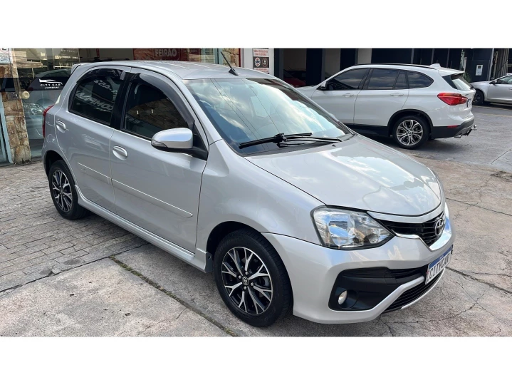 ETIOS 1.5 PLATINUM 16V FLEX 4P AUTOMÁTICO