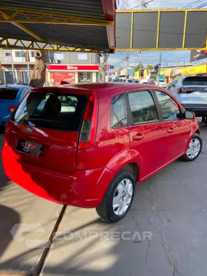 FIESTA 1.6 MPI Class Hatch 8V