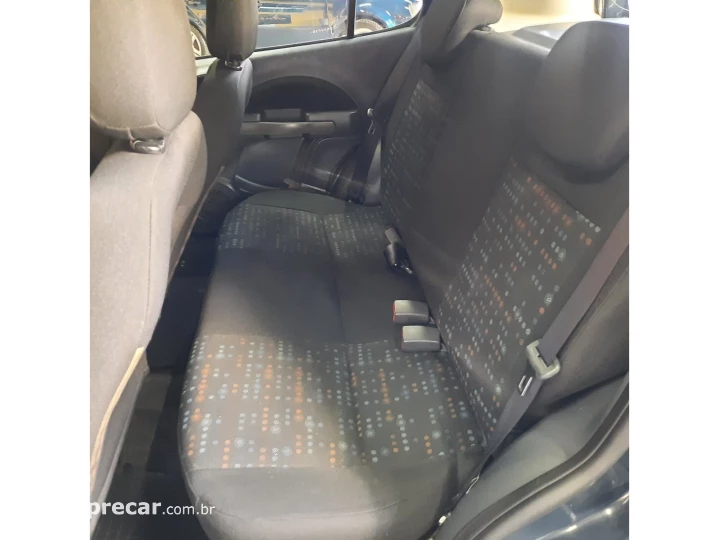 UNO 1.0 EVO VIVACE 8V FLEX 4P MANUAL