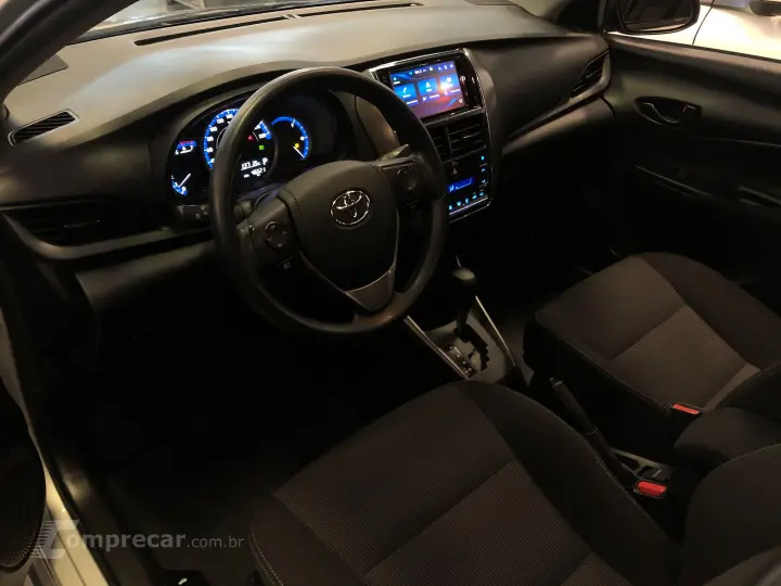 Yaris 1.5 16V Flex Sedan Xl Multidrive