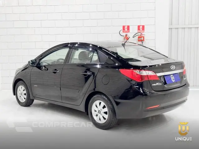 HB20S - 1.6 COMFORT PLUS 16V 4P MANUAL