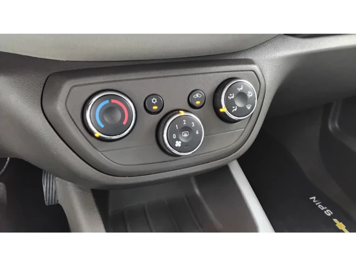SPIN 1.8 LTZ 8V FLEX 4P AUTOMATICO