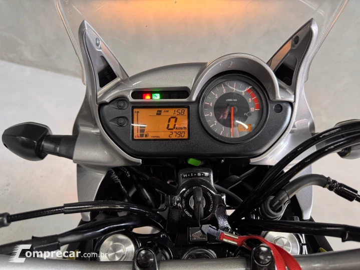 XL 700V TRANSALP