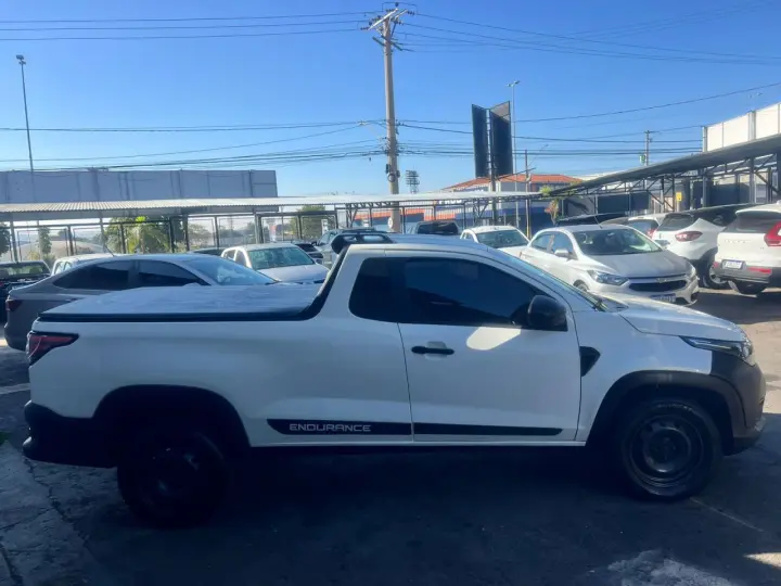 Strada 1.4 FLEX ENDURANCE CABNE SIMPLES