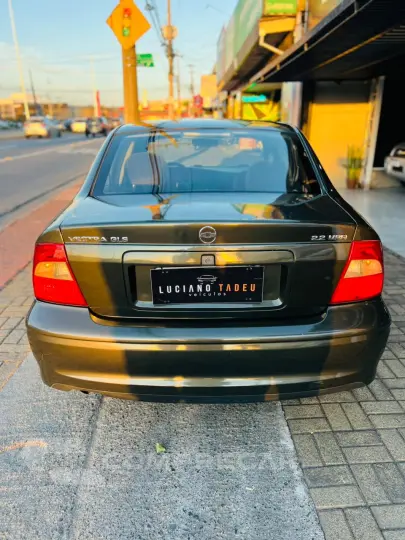 VECTRA 2.2 MPFI GLS 8V