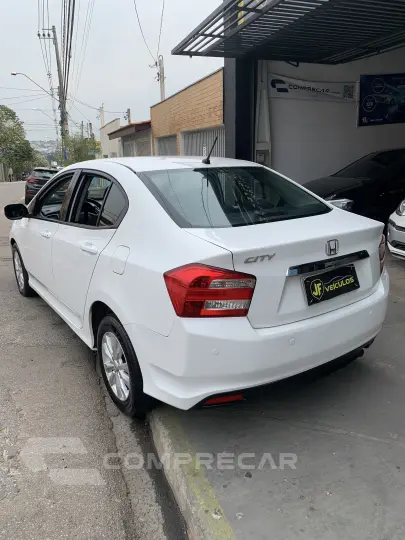 CITY 1.5 LX Sedan 16V