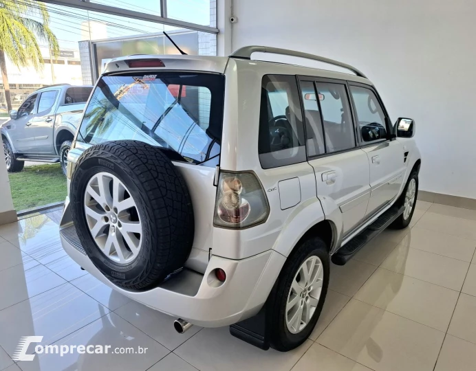 Pajero TR4 2.0/ 2.0 Flex 16V 4x4 Aut.