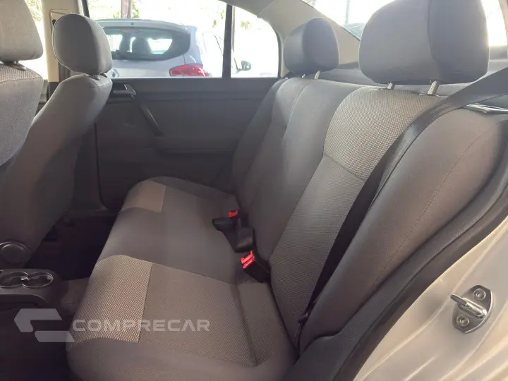 POLO SEDAN 1.6 MI 8V