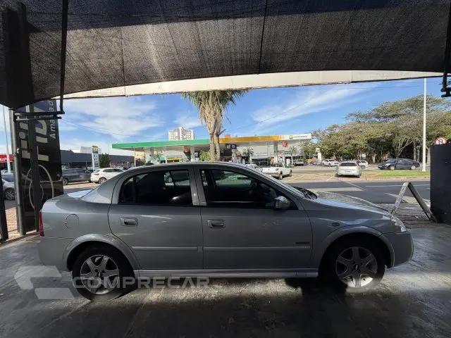 ASTRA SEDAN - 2.0 MPFI ADVANTAGE SEDAN 8V 4P AUTOMÁTICO