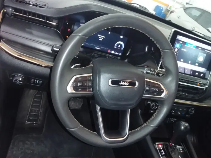 COMPASS 1.3 T270 TURBO FLEX LIMITED AT6