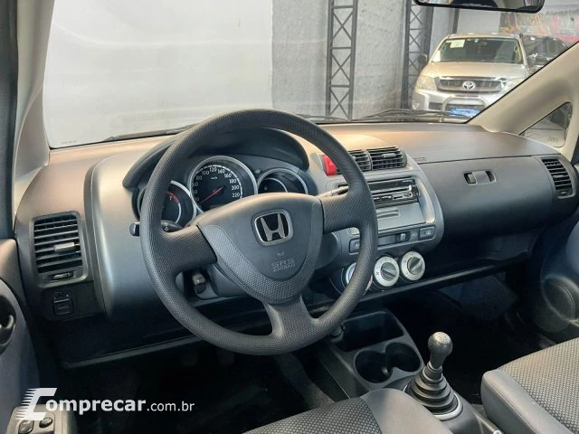 FIT - 1.4 LXL 8V 4P MANUAL