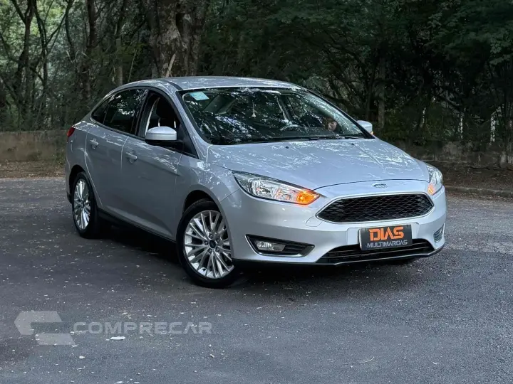 FOCUS 2.0 SE FASTBACK 16V FLEX 4P POWERSHIFT