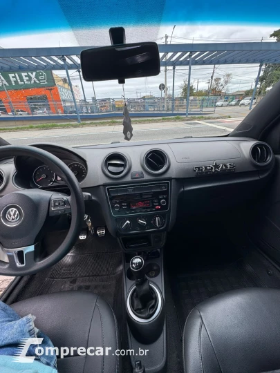 SAVEIRO 1.6 Cross CD 16V
