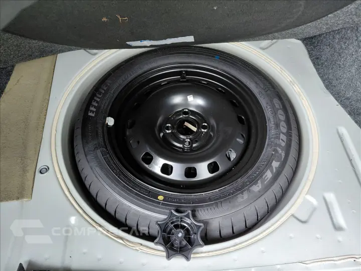 VOYAGE 1.0 12V MPI TOTALFLEX 4P MANUAL
