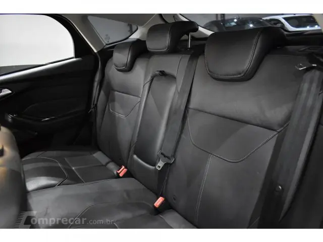 FOCUS HATCH - 2.0 TITANIUM 16V 4P POWERSHIFT