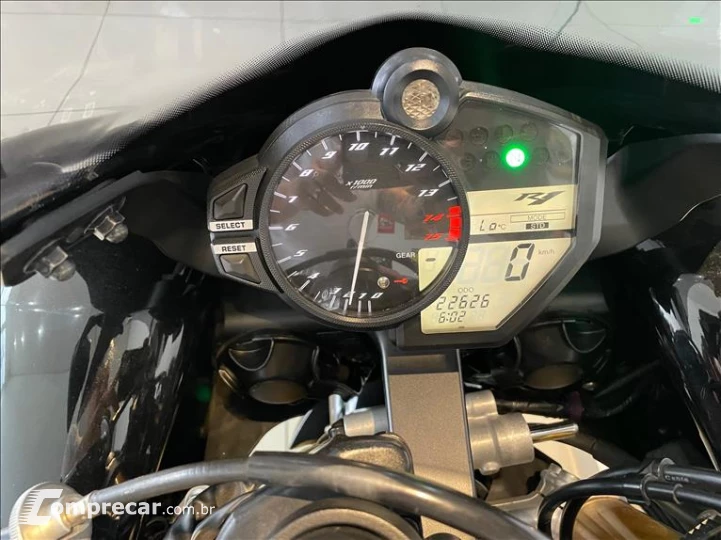 YZF R1