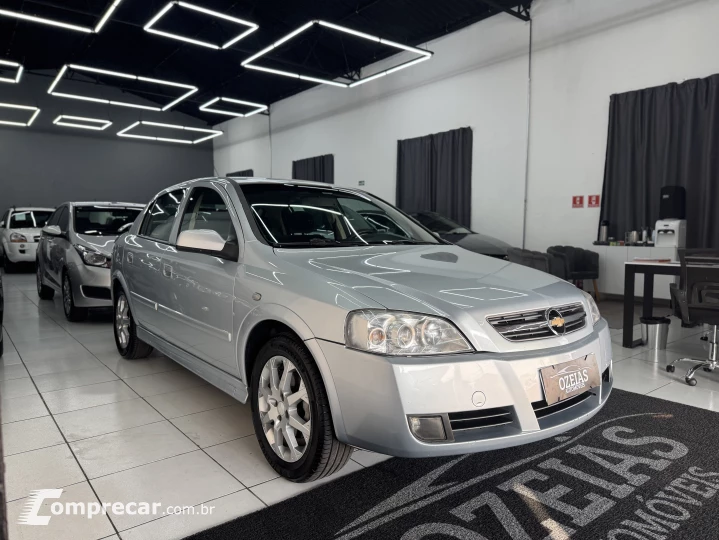 ASTRA 2.0 MPFI Advantage 8V