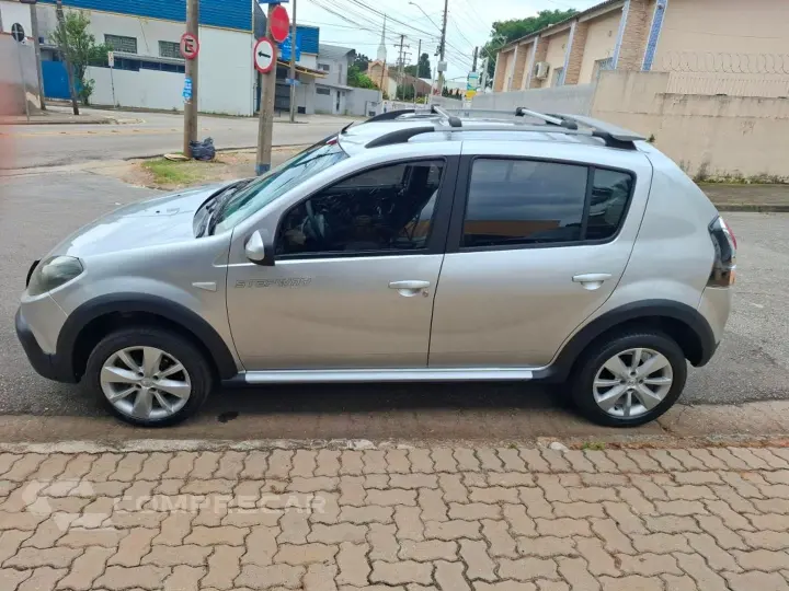 Sandero 1.6 STEPWAY 16V FLEX 4P AUTOMÁTICO