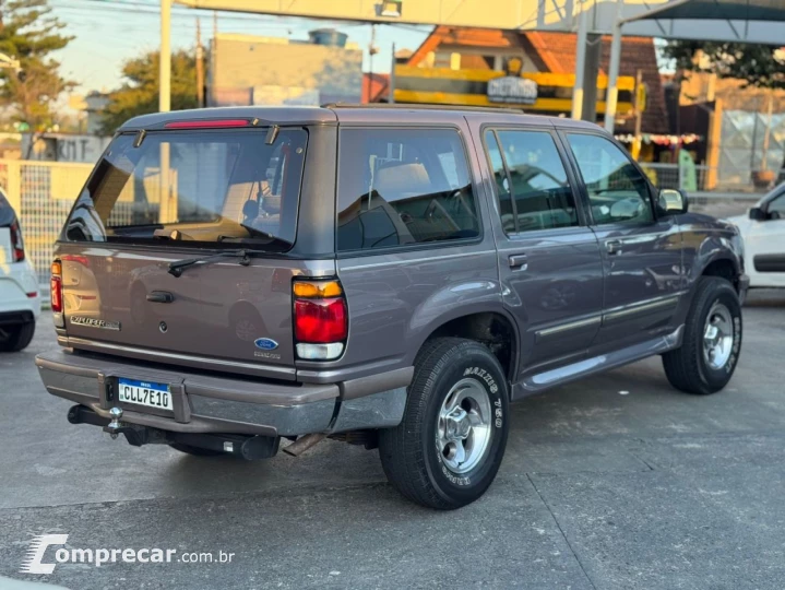 EXPLORER 4.0 XLT 4X4 V6