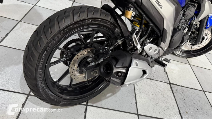 FZ25 ABS