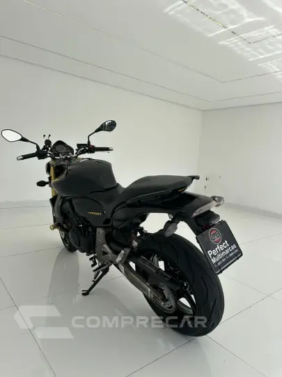 CB 600F HORNET / HONDA