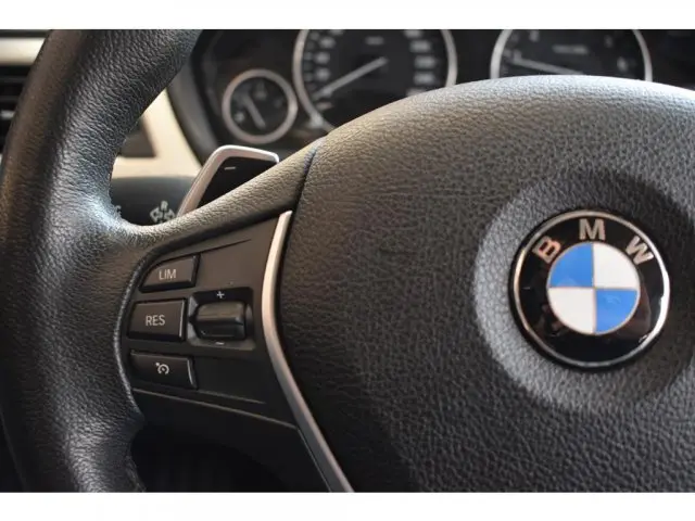 320i - 2.0 16V TURBO ACTIVE 4P AUTOMÁTICO