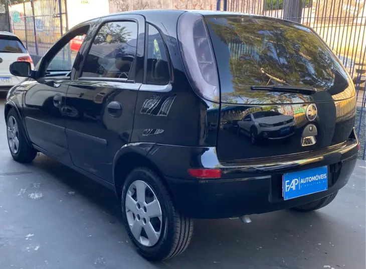 Corsa Hatch 1.0 4P JOY