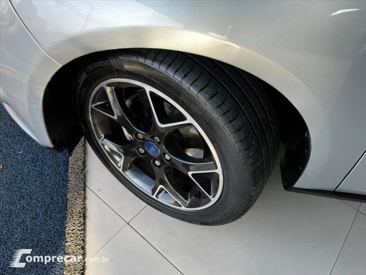 FOCUS 2.0 TITANIUM 16V FLEX 4P POWERSHIFT