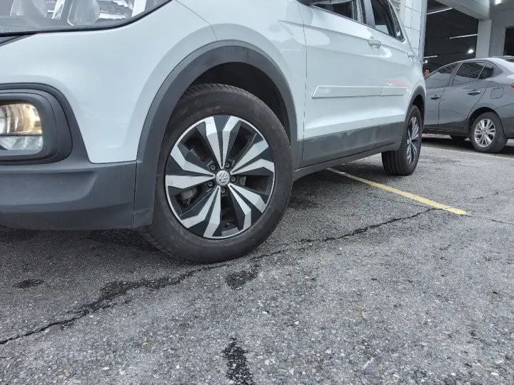 T-CROSS 1.0 200 TSI TOTAL FLEX SENSE AUTOMÁTICO