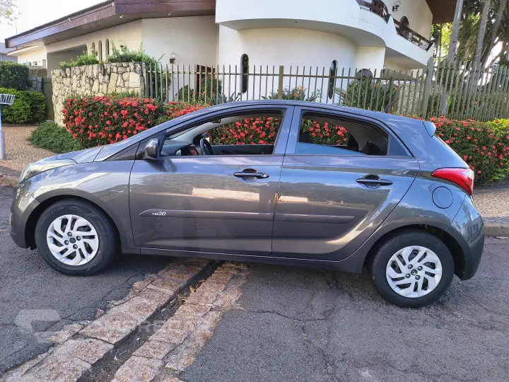 HB20 1.0 Comfort Plus 12V