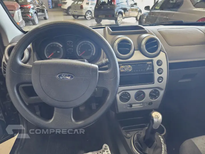 FIESTA 1.6 MPI Hatch 8V