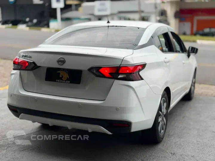 VERSA Advance 1.6 16V Flex Aut.