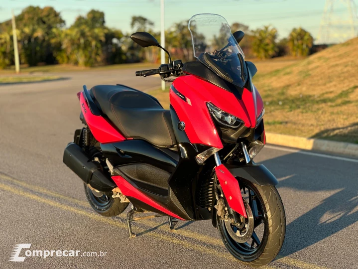 XMAX 250