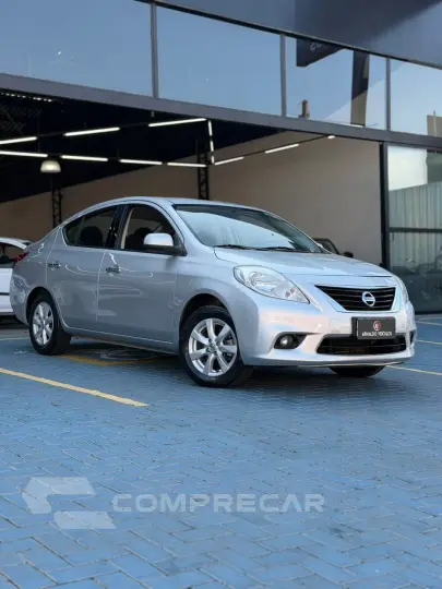 VERSA SL 1.6 16V Flex Fuel 4p Mec.