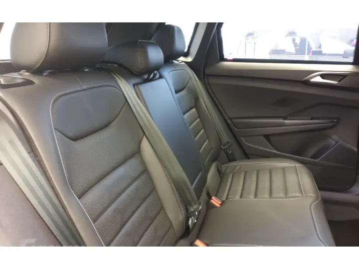 TAOS 1.4 250 TSI TOTAL FLEX HIGHLINE AUTOMÁTICO