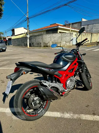 Gladius 650