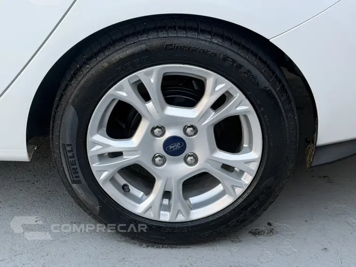 FIESTA 1.6 SE SEDAN 16V FLEX 4P POWERSHIFT