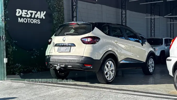 CAPTUR Life 1.6 16V Flex 5p Aut.