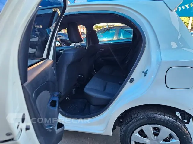 ETIOS HATCH - 1.5 XS 16V 4P MANUAL