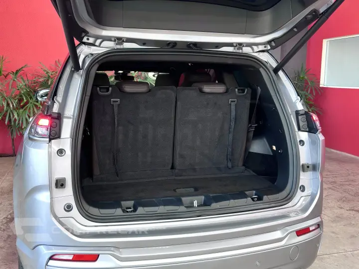 COMMANDER 1.3 T270 TURBO FLEX OVERLAND AT6