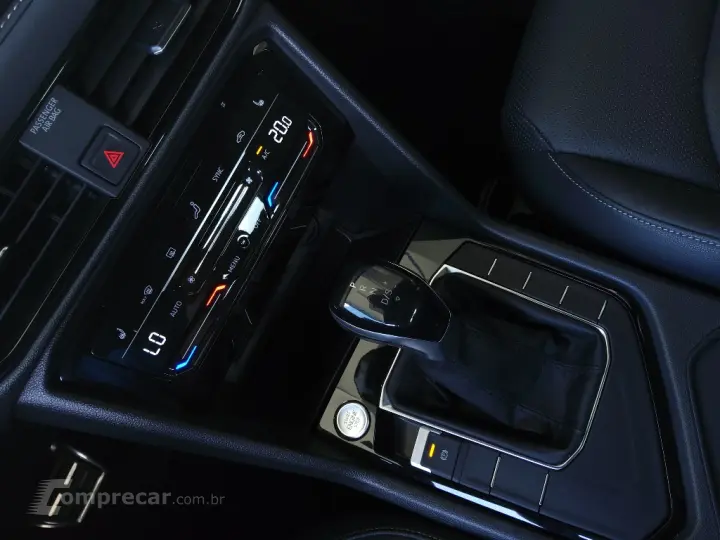 TAOS 1.4 250 TSI TOTAL FLEX COMFORTLINE AUTOMÁTICO