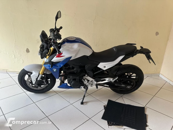 F900r sport plus