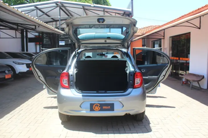 March 1.6 16V 4P SV FLEX