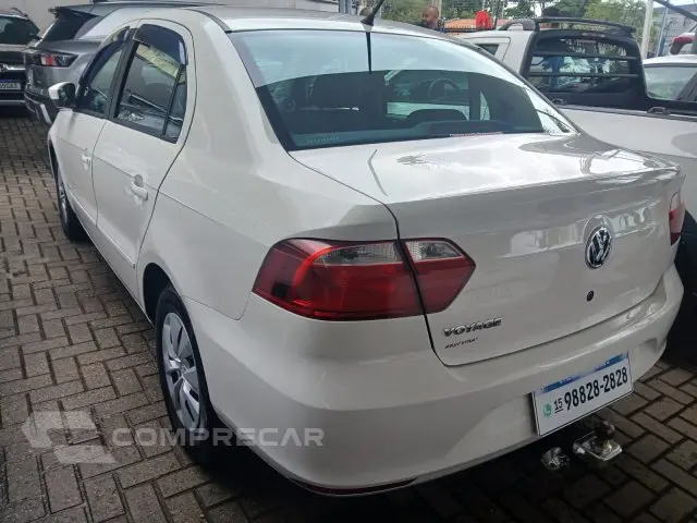 VOYAGE - 1.0 MI 8V 4P MANUAL